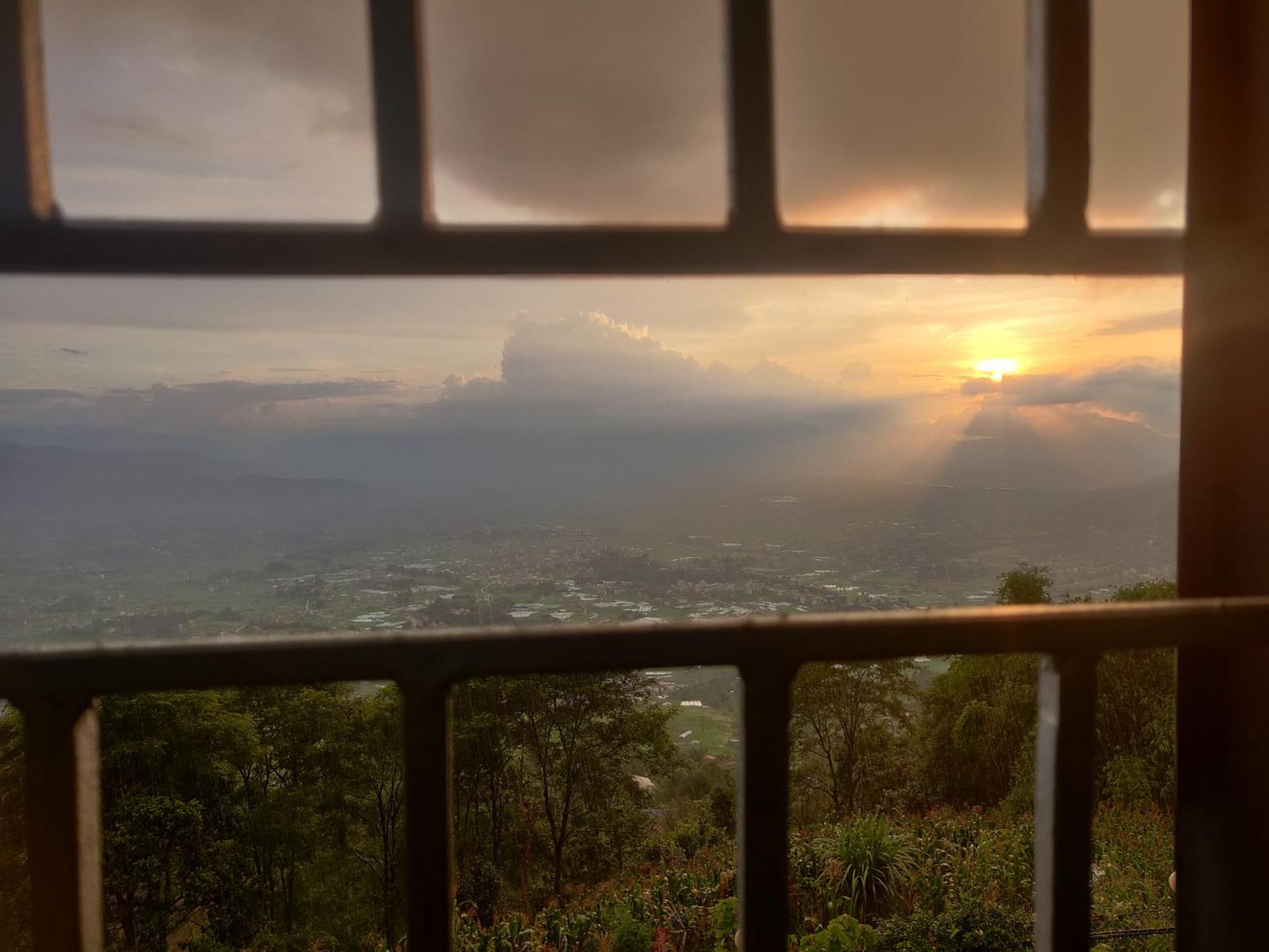 Chareli Resort Nagarkot Buitenkant foto